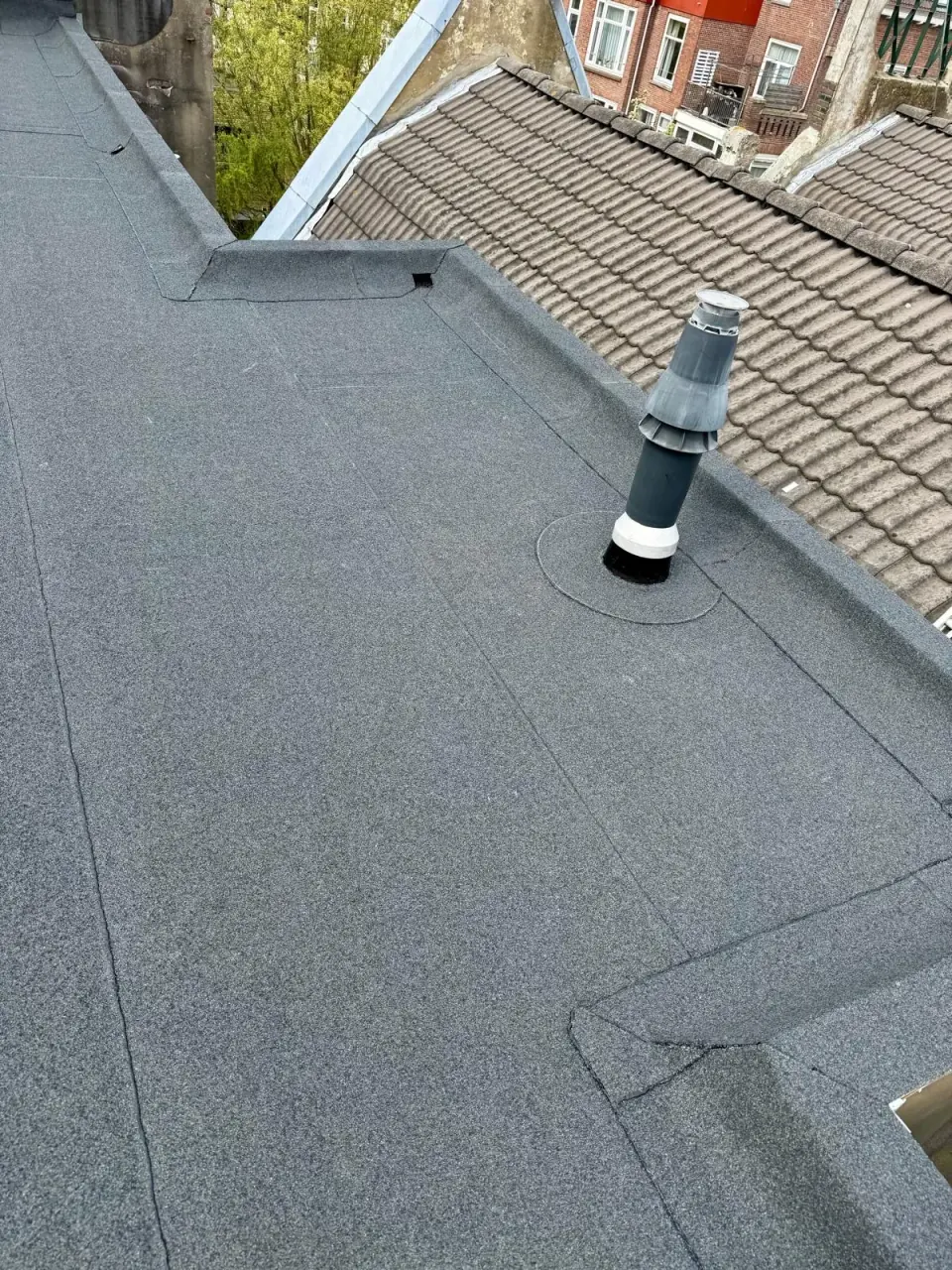 Dakdoorvoer op een bitumen dak